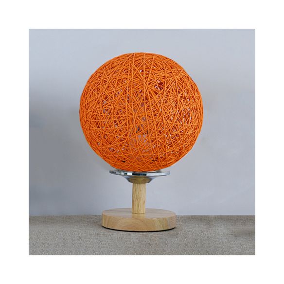 Lampada da tavolo intrecciata a mano rattan Contemporary 6 "/7" W 1 Lulb Light/Red Table Light con ombra globale e base in legno