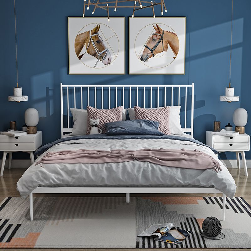 Contemporary Slat Bed with Rectangular Slat Headboard and Metal Legs