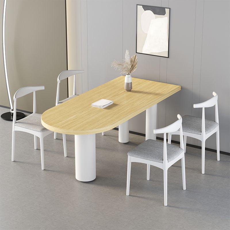 Table en bois irrégulière pour restaurant Table à manger moderne avec 3 pieds