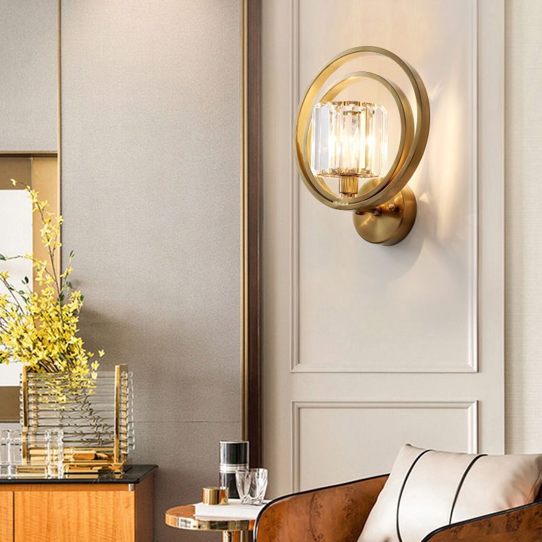 Gold Geometric Wall Light in Modern Luxury Style Electroplate Metal Wall Lamp with Crystal Shade