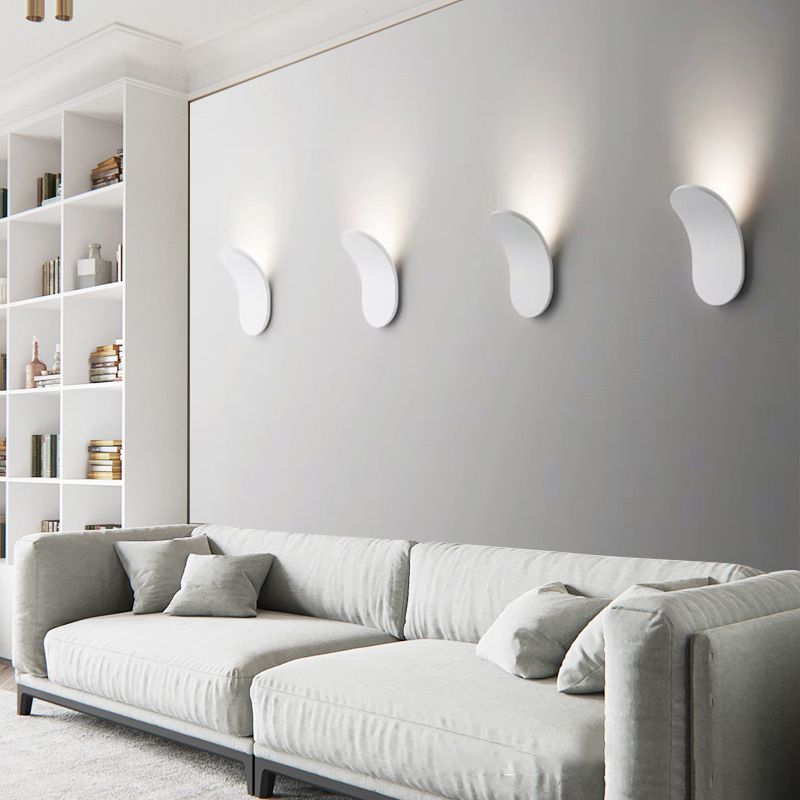 Modern LED Wall Sconce Geometric Shape Wall Light with Metal Shade for Living Room