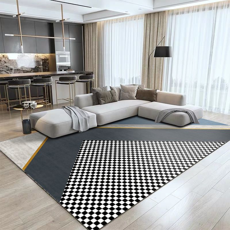 Distressed Graphic Print Rug Polyester Carpet Non-Slip Backing Indoor Rug for Living Room