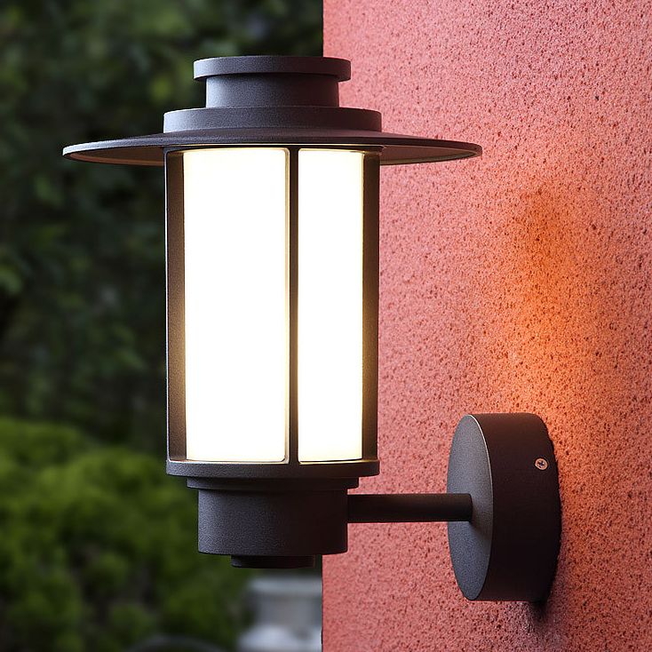 Industrial Style Outdoor Garden Wall Sconce Fixed Arm Waterproof Single Light Wall Lamp