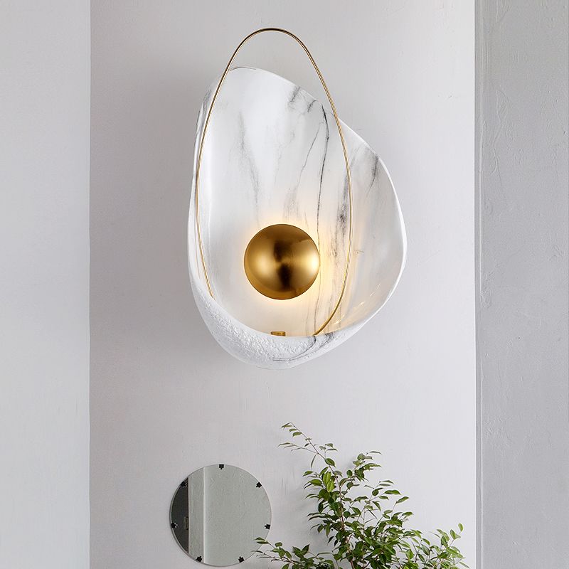 Appliques de lumière murale géométrique contemporaine lampe à support mural en résine pour le salon