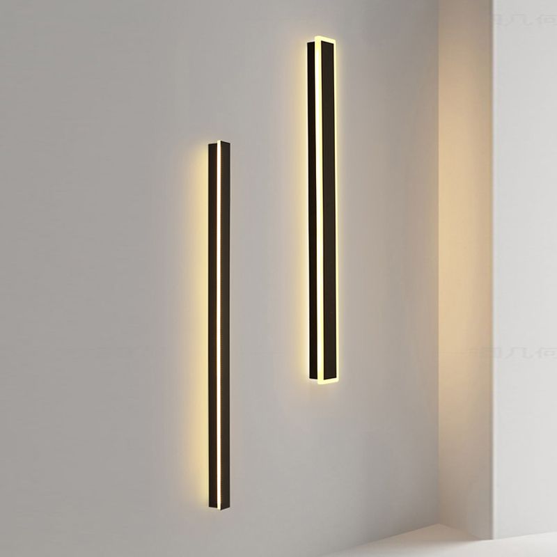 Application murale noire de style nordique Lumière murale à LED droite avec de l'aluminium pour l'extérieur