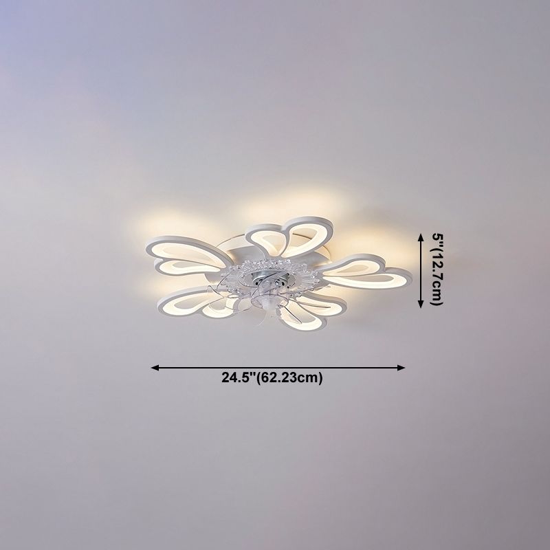 Nordische Metall Deckenlüftungslampe Multi-Head-LED-Flush-Montage-Leuchte mit klarem Kunststofflüfterblatt