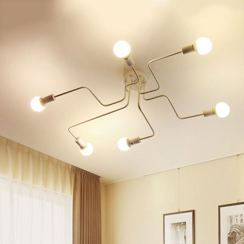 Retro techo expuesto con lámparas semiincorporadas de metal ligero incrustadas 4 / 6, con diseño de latón antiguo / Sputnik negro