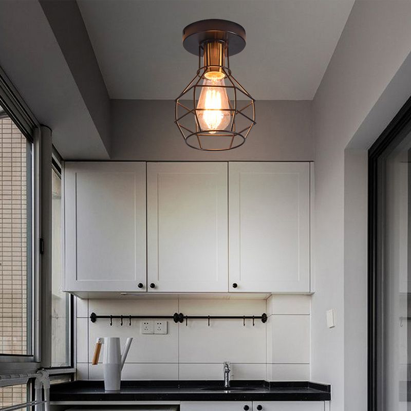 Luz de techo de balcón industrial de montura semi de montura de 1 luz con jaula de metal en forma de bola en negro