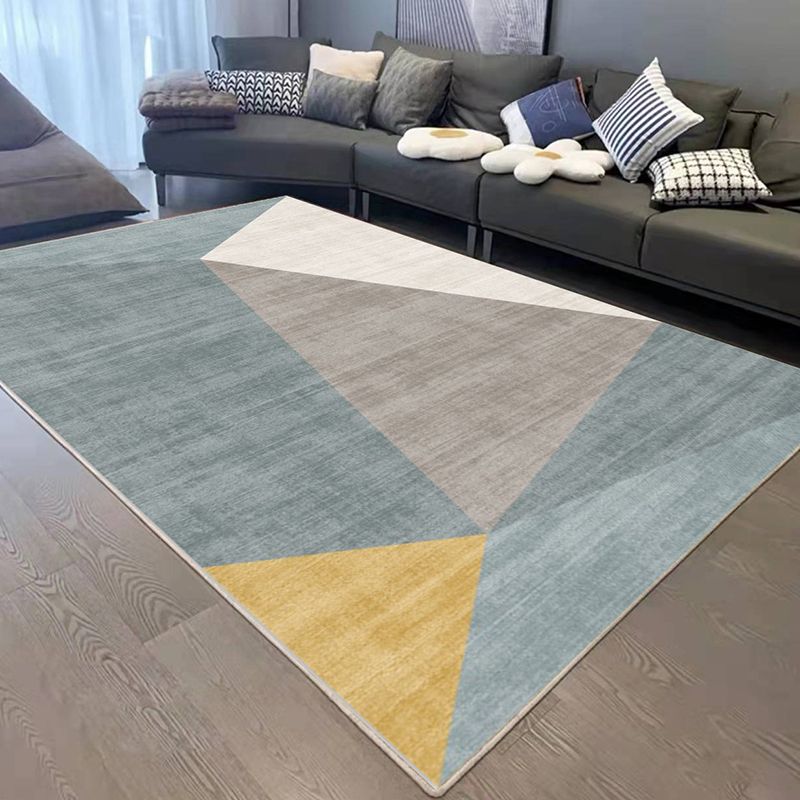 Dark Brown Graphic Rug Polyester Simple Rug Non-Slip Backing Rug for Home Decor