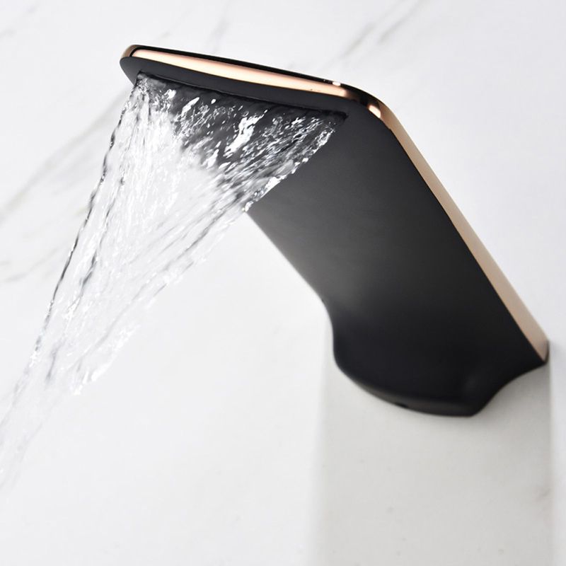 Wall Mounted Bathroom Faucets Glam Style Lever Handles Faucets