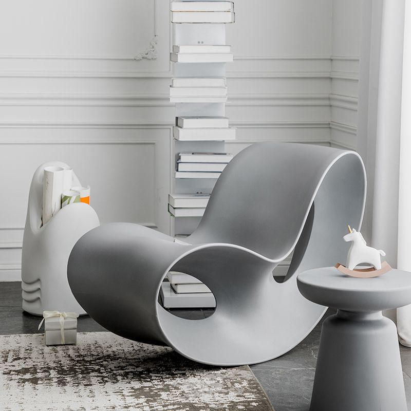 Modern Rocker Chair Plastic Seat Belt Rocking Accent Chair for Living Room