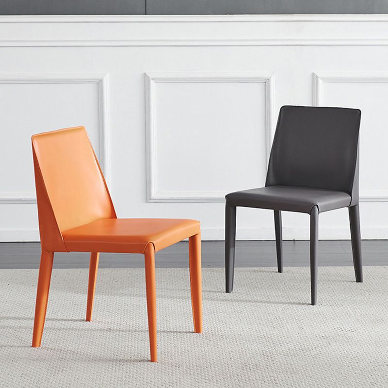 Chaises latérales de salle à manger en métal de style scandinave