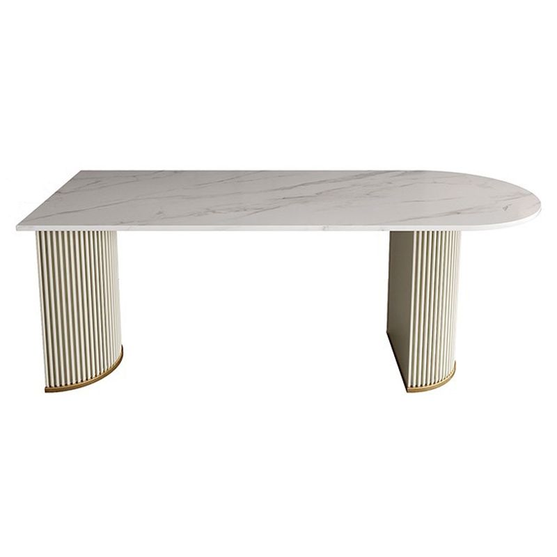 Minimalistischer weißer unregelmäßiger Esstisch Sinterstein Standard Esstisch für Küche