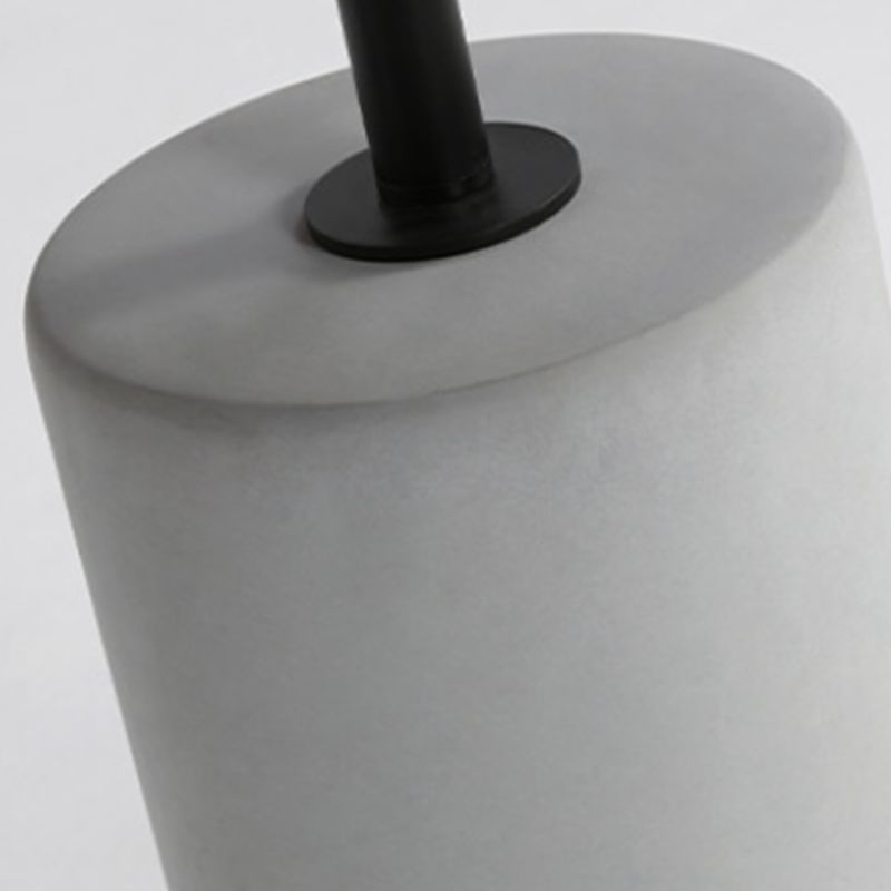 Modern Metal Round Top Side Table Concrete Pedestal End Table