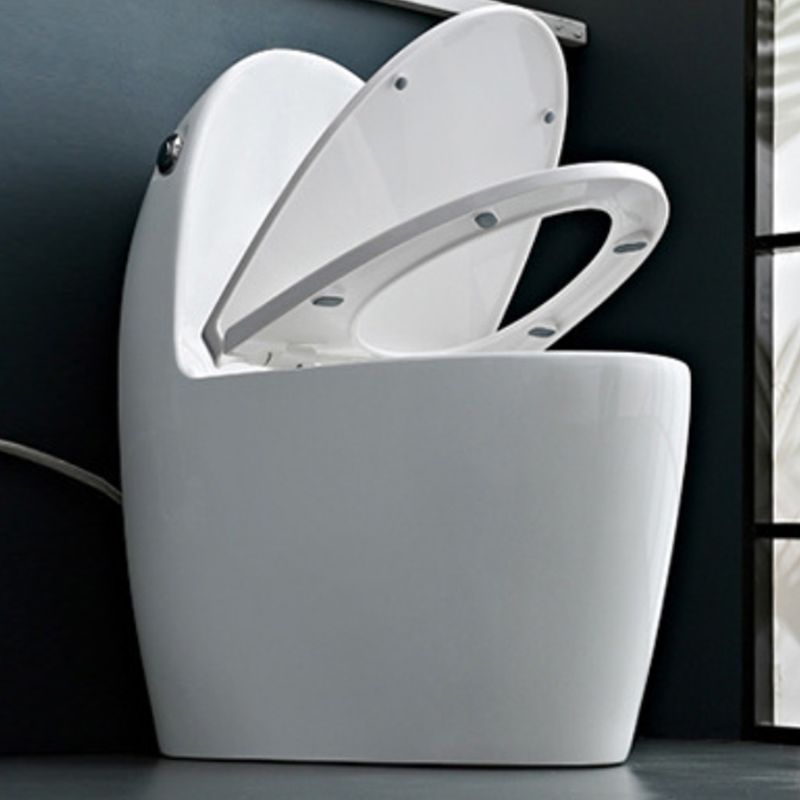 Modern Ceramic Flush Toilet Floor Mounted Urine Toilet for Washroom