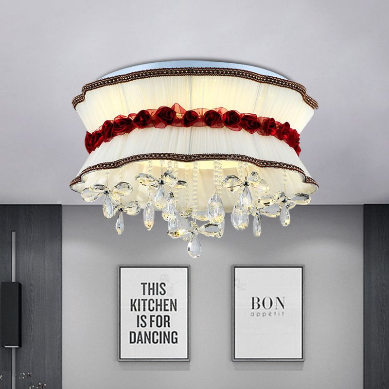 Pleated Fabric Bouquet Flush Mount Modern Style Bedroom LED Soffitto Illuminazione in Beige con Red Rose e Crystal Drops