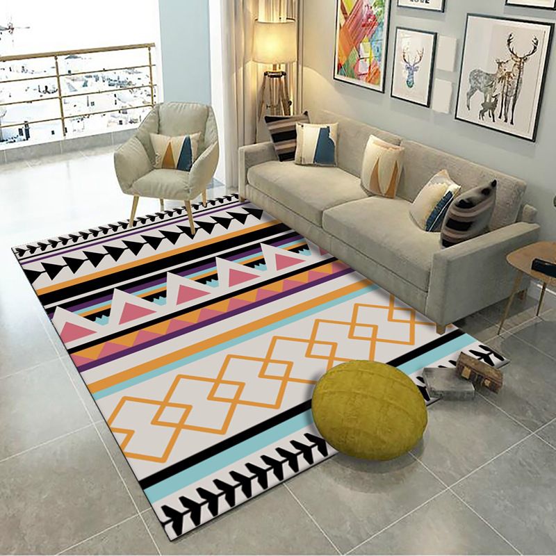 Multi-Colored Room Rug Western Geometric Pattern Area Rug Polypropylene Anti-Slip Backing Pet Friendly Washable Carpet