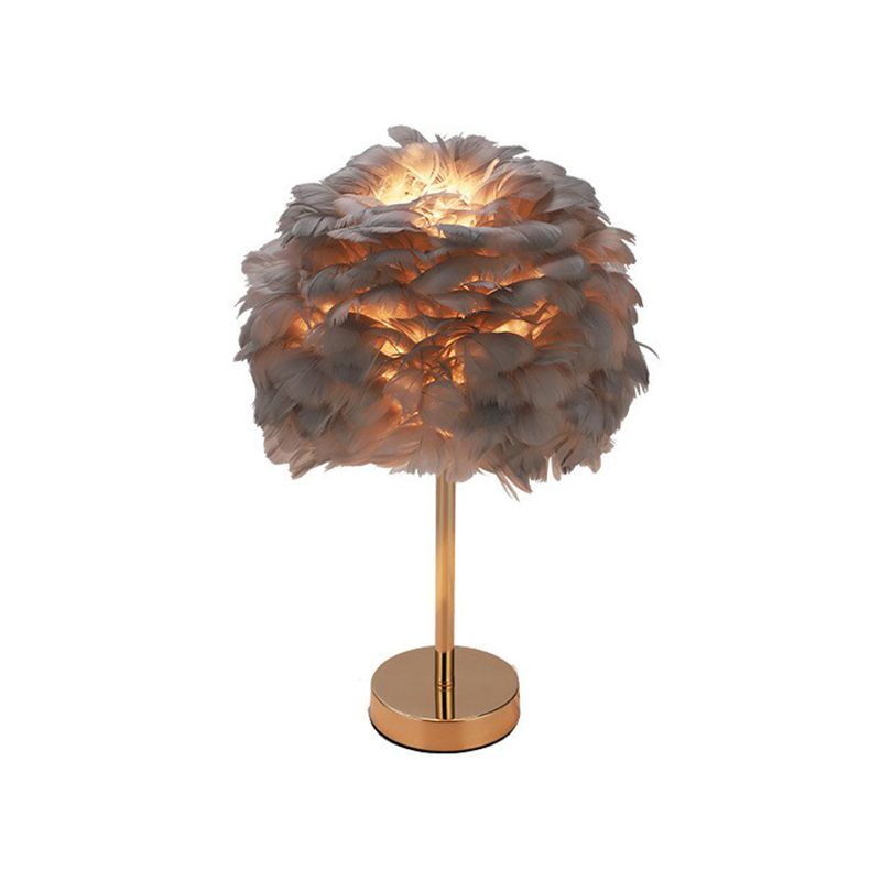 Noordse stijl bol schaduw nachtkastje lamp veer 1-licht woonkamer tafellicht