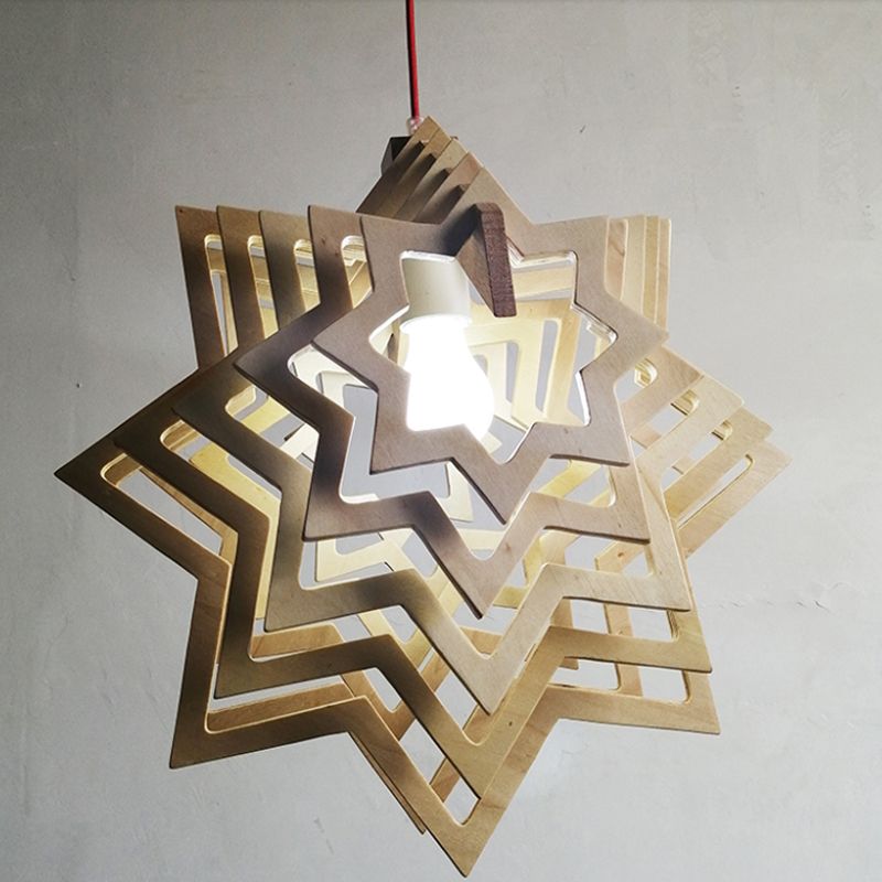 Moderne Anise Star Hanging Lamp Kit Wood 1 Head Living Room Hollowed-Out Pendulum Light in Beige