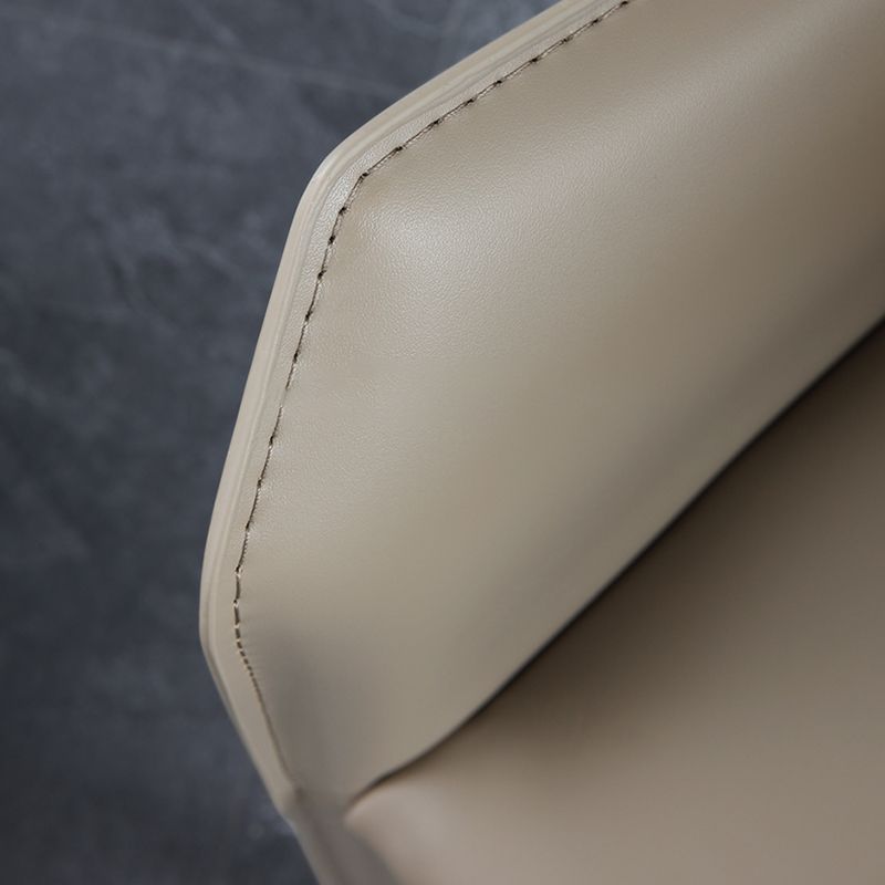 Chaises de salle à manger modernes en métal avec accoudoirs en cuir pour restaurant (Ensemble de 2)