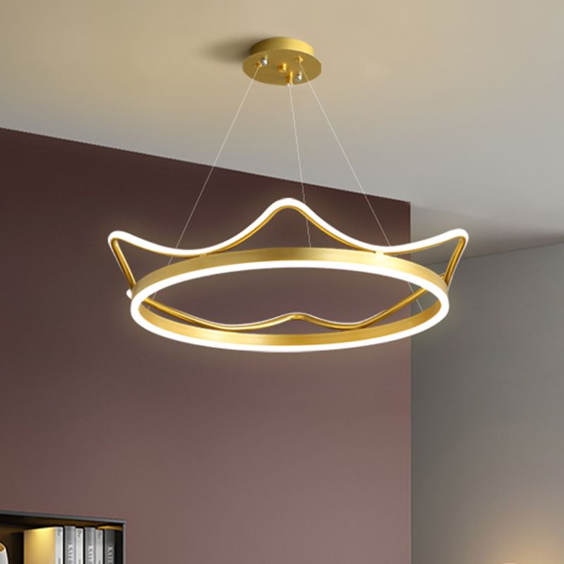 Suspension de forme de couronne métallique légère lustre de pendentif à LED nordique en rose / or pour la chambre pour enfants