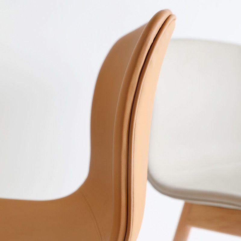 Sillas de comedor de madera contemporáneas Sillas de comedor tapizadas sin brazos para restaurante