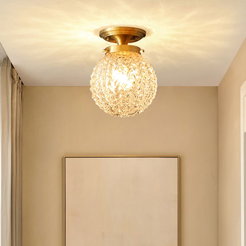 Geschnitzte Glas Kugel Flush Mount Farm Style 1 Kopf Foyer Deckenleuchte in Messing
