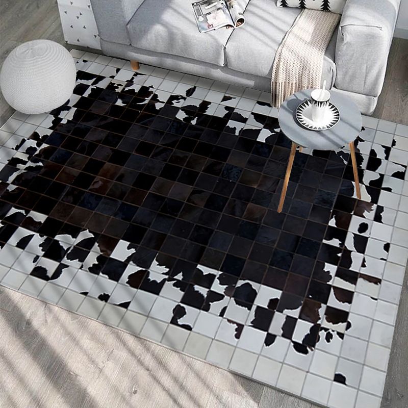 Unique Geometric Printed Rug Multi Color Cowhide Indoor Rug Pet Friendly Stain-Resistant Easy Care Carpet for Living Room