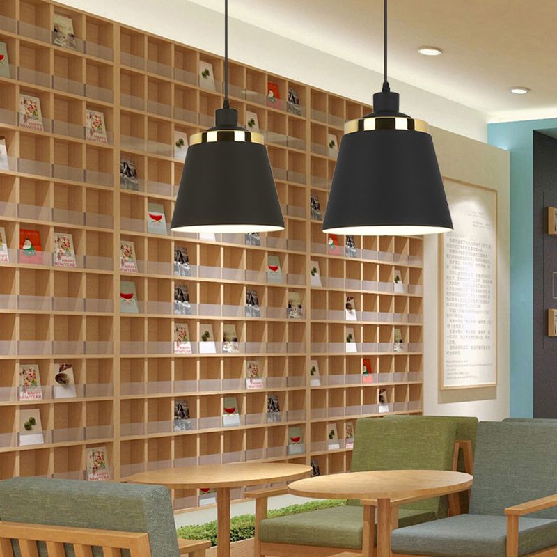 Nordic Style Shaded Pendant Light 1-Light Metallic Suspension Light Fixture in Black