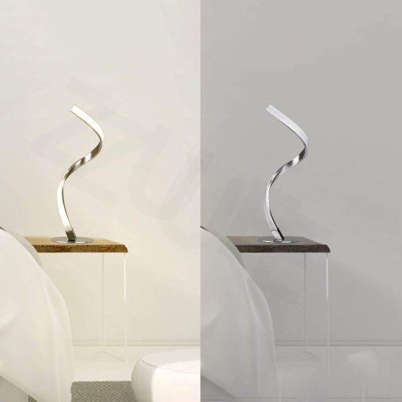 Lámpara de mesa retorcida de metal, luz de mesa lineal de sombra larga para el dormitorio