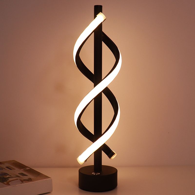 Semplicità Lampada da tavolo lineare ristorante metallico Luce notturna a LED in nero