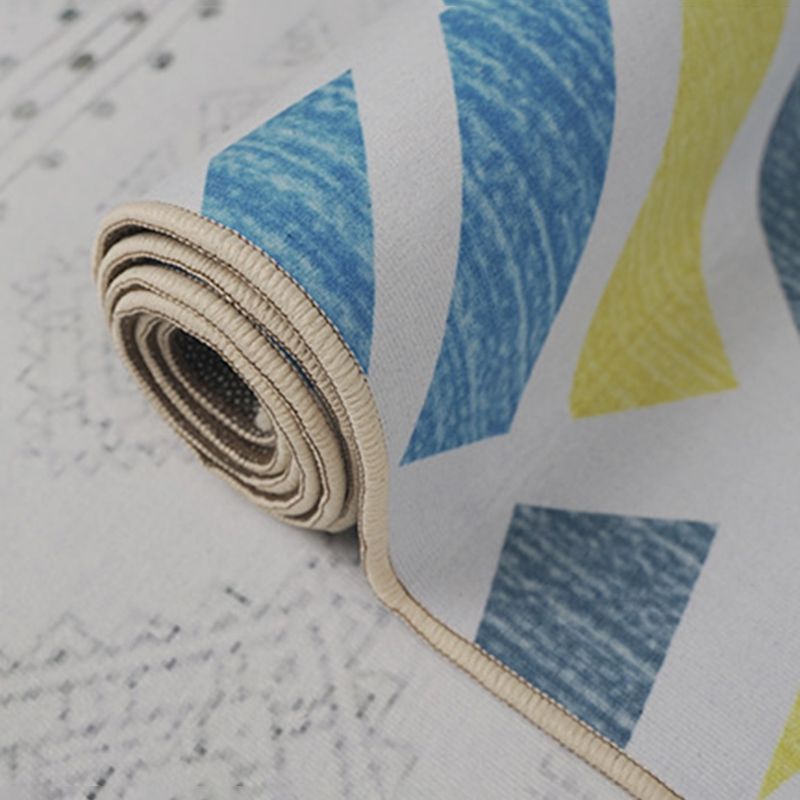 Grey Tone Graphic Print Carpet Polyester Modern Rug Stain Resistant Indoor Rug for Living Room