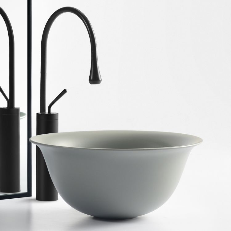 Modern Bathroom Sink Porcelain Round with Pop-Up Drain Vessel Bathroom Sink