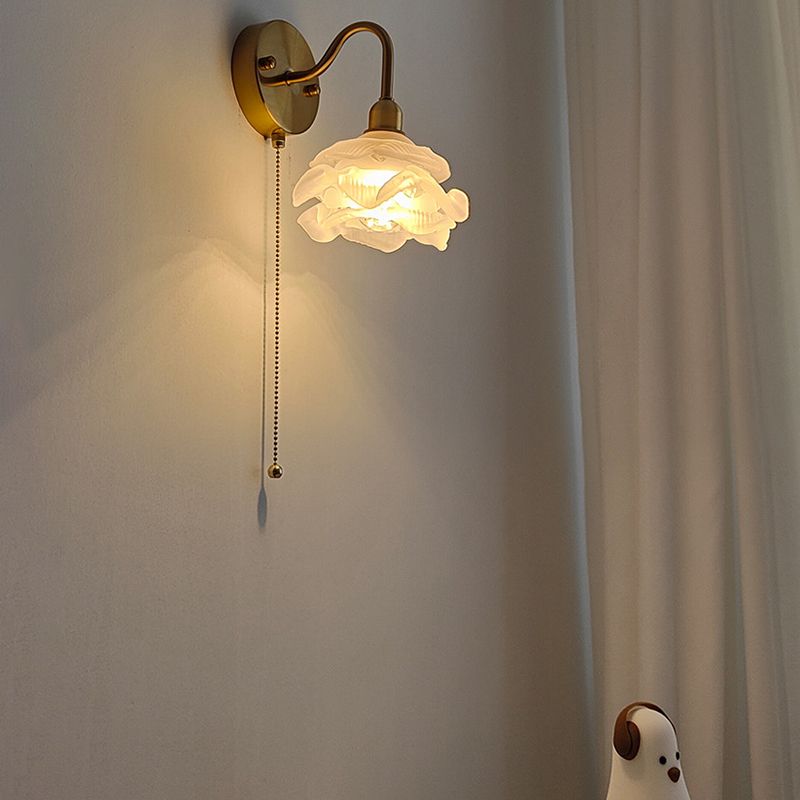 Flower Wall Lighting Modern Glass 1 Light Rustic Wall Sconces in Gold