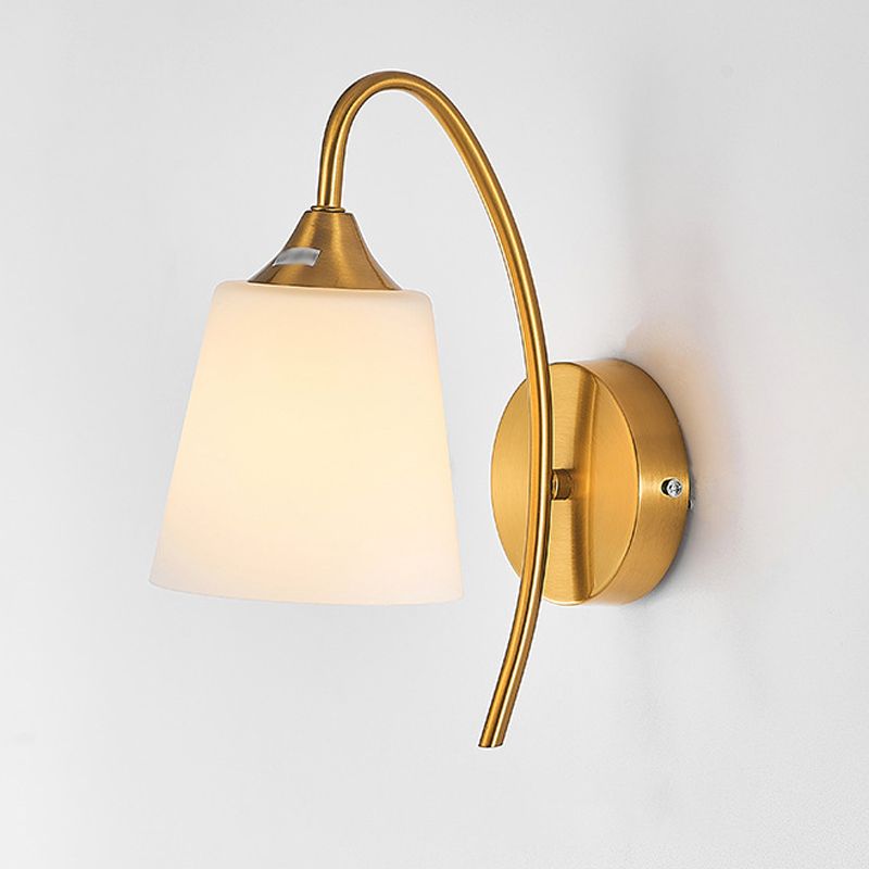Modernist Wall Sconce Metal Sconce Lighting in Gold for Bedroom