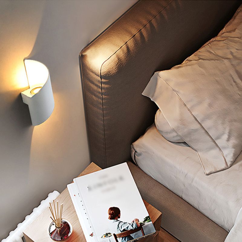 Unique Shade Metal Wall Sconce Modern Style 1-Light Wall Lighting Fixtures