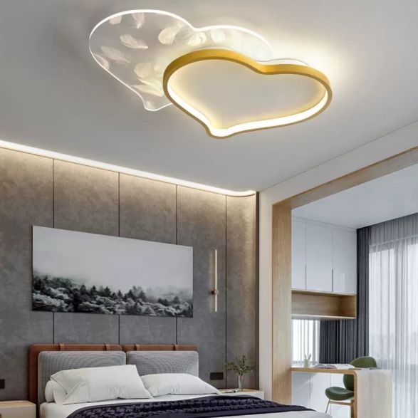 Nordic Double-Heart Shaped Flush Light Acryl Schlafzimmer LED Flush Mount Deckenleuchte mit Feder Dekor