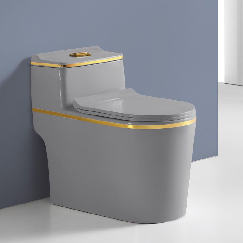 Traditional Floor Mounted Toilet Siphon Jet One-Piece Flush Toilet with Slow Close Seat