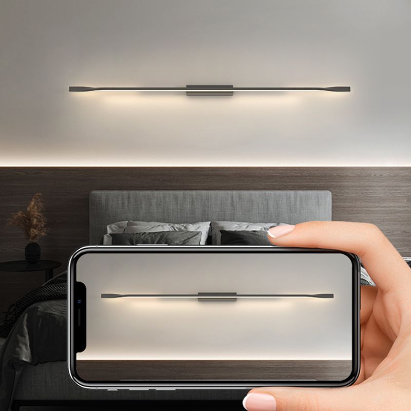 Linear Shape Metal Wall Light Modern Style Multi Lights Wall Mounted Light in Black