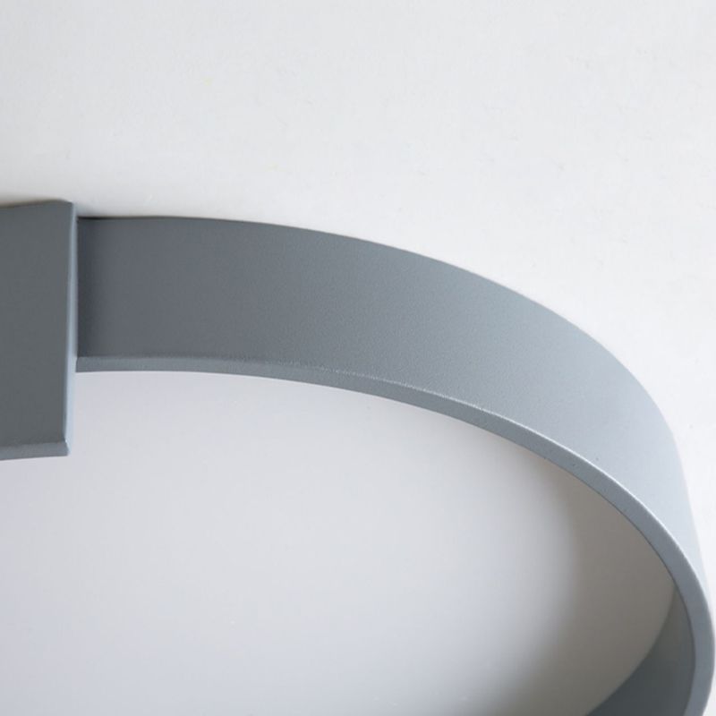 Modern Simplicity LED Ceiling Fixture Iron Circular Flush Mount with Acrylic Shade