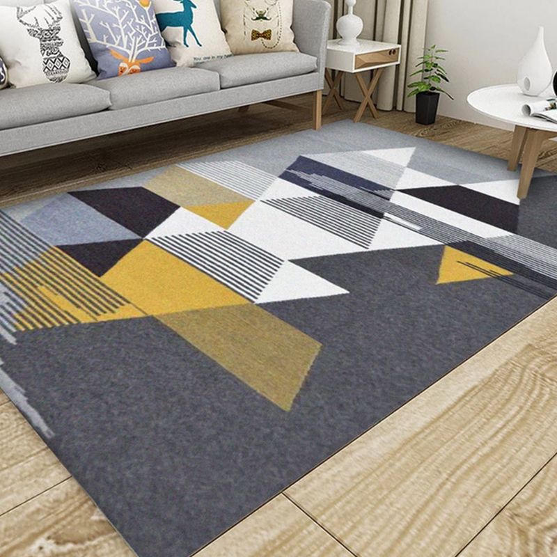 Trendy Multi-Color Nordic Rug Polypropylene Abstract Drawing Carpet Non-Slip Stain Resistant Machine Washable Rug for Living Room