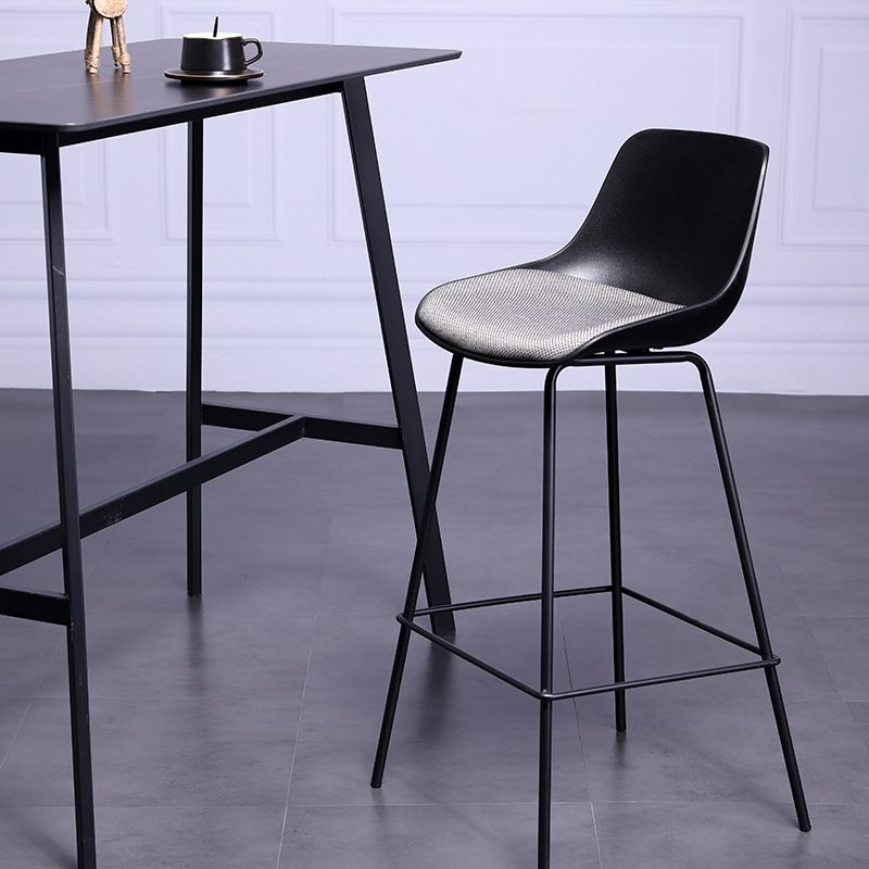 Modern Plastic Bar-stool Bucket Seat Counter Bar Stool with Metal Legs