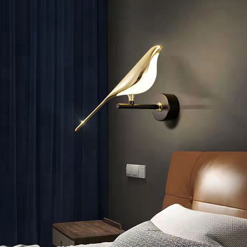 Postmodern LED Wall Light Fixture Creative Wall Light Sconce for Bedroom