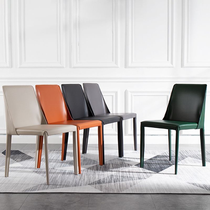 Chaises de salle à manger en métal de style scandinave chaise sans bras solide pour la maison