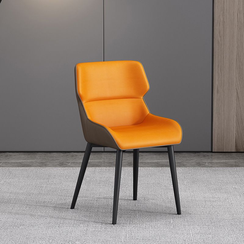 Silla de invitados Parsons moderna, silla curva de cuero con acabado mate para Brasserie