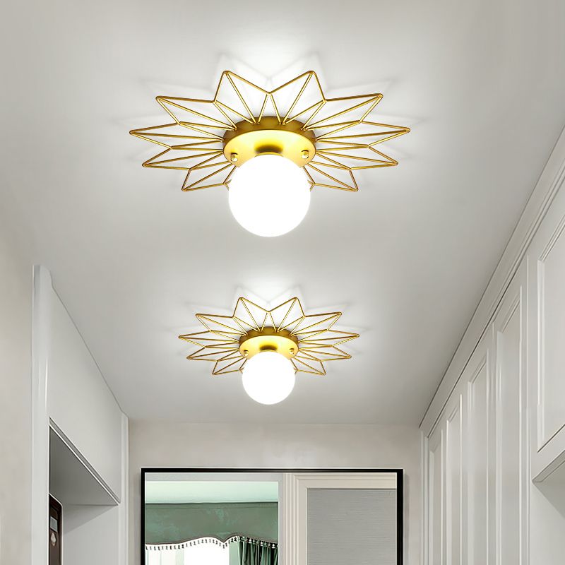 Industrial Ceiling Light Creative Flush Mount Ceiling Light Fixture with Glass Shade