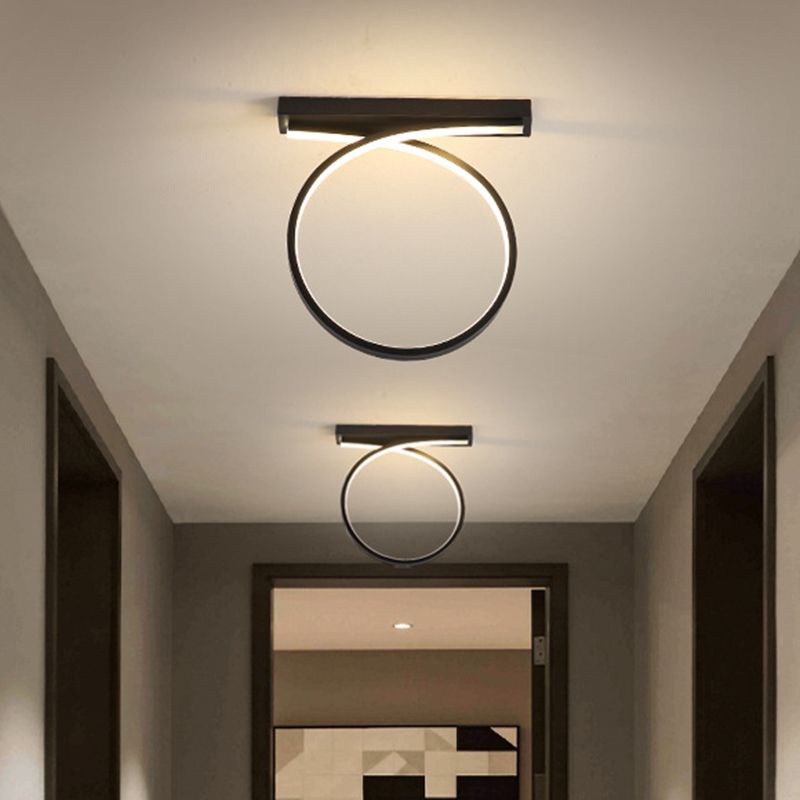 Black/Gold Loop Flush Mount Ceiling Light Simplicity Metal LED Flushmount in Warm/White Light for Restaurant