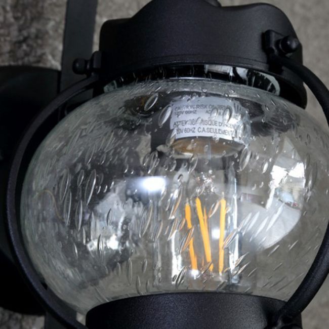 Style géométrique de style industriel lumières en métal 1 éclairage mural léger en noir