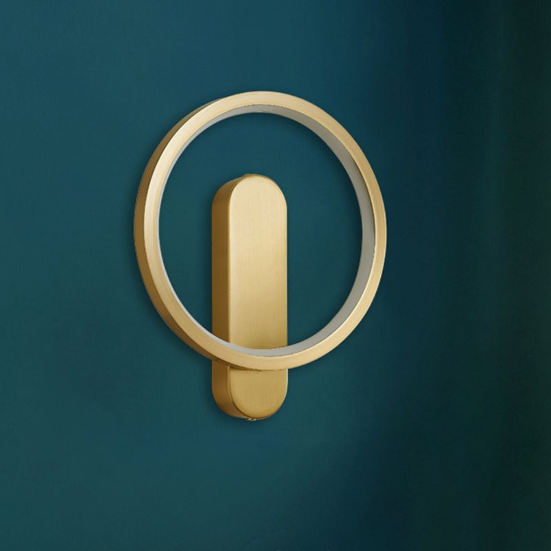 Modern Minimalist Style Wall Mounted Lighting Metal Sconce Light Fixture in Gold Finish for Bedroom