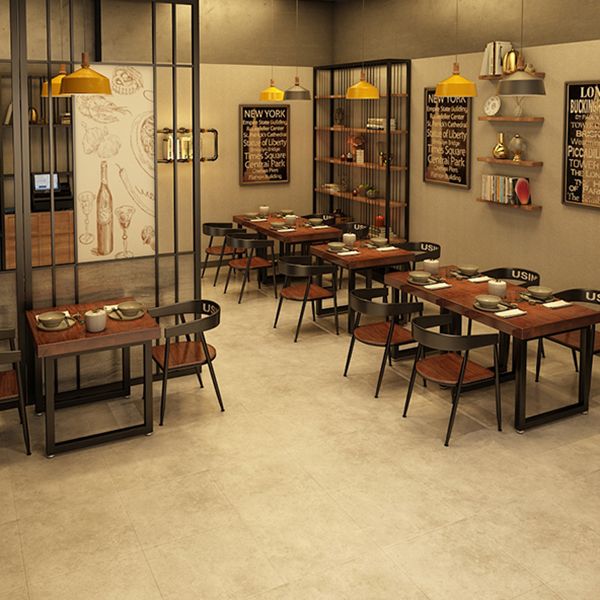 Mesa de comedor industrial de madera, mesa cuadrada marrón con base de trineo para comedor